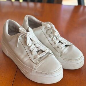 J/Slides white Leather Sneakers